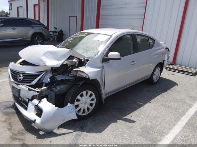 3N1CN7AP4EK461983 Nissan Versa 1.6 Sv