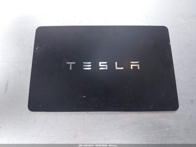 44814515 :رقم المزاد ، 7SAYGDED6SA376997 vin ، 2025 Tesla Model Y Long Range Dual Motor Rear-wheel Drive مزاد بيع