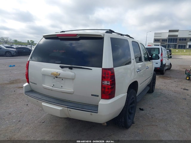44814516 :رقم المزاد ، 1GNSKCE00BR384672 vin ، 2011 Chevrolet Tahoe Ltz مزاد بيع
