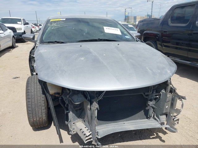 Продаж на аукціоні авто 2015 Chrysler 200 Limited, vin: 1C3CCCAB4FN739717, номер лоту: 44814518