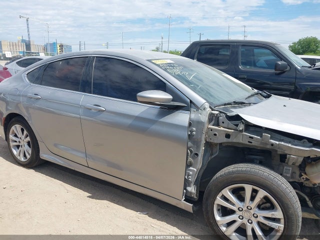 Продаж на аукціоні авто 2015 Chrysler 200 Limited, vin: 1C3CCCAB4FN739717, номер лоту: 44814518