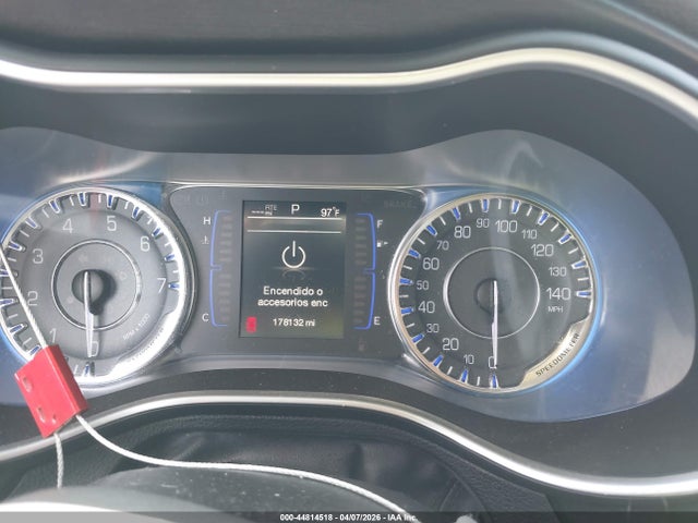 Продаж на аукціоні авто 2015 Chrysler 200 Limited, vin: 1C3CCCAB4FN739717, номер лоту: 44814518