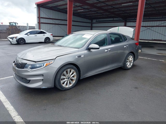 44814525 :رقم المزاد ، 5XXGT4L34HG139593 vin ، 2017 Kia Optima Lx مزاد بيع