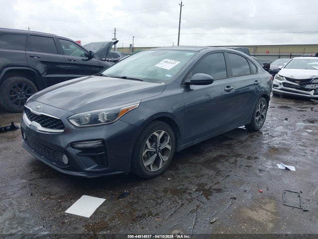 2020 Kia Forte Lxs მანქანა იყიდება აუქციონზე, vin: 3KPF24AD3LE256741, აუქციონის ნომერი: 44814537