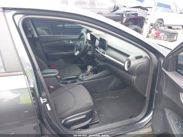 2020 Kia Forte Lxs მანქანა იყიდება აუქციონზე, vin: 3KPF24AD3LE256741, აუქციონის ნომერი: 44814537