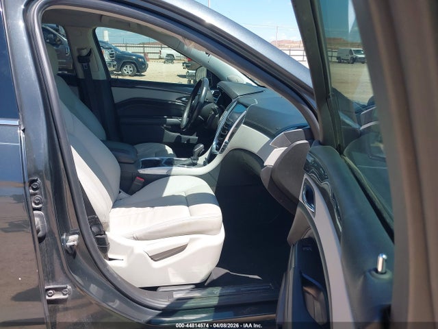 Продаж на аукціоні авто 2016 Cadillac Srx Standard, vin: 3GYFNAE34GS555521, номер лоту: 44814574