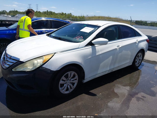 Продажа на аукционе авто 2012 Hyundai Sonata Gls, vin: 5NPEB4AC1CH389349, номер лота: 44814606