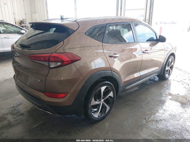2016 Hyundai Tucson Limited მანქანა იყიდება აუქციონზე, vin: KM8J33A20GU055527, აუქციონის ნომერი: 44814608