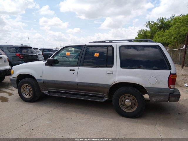 1998 Mercury Mountaineer მანქანა იყიდება აუქციონზე, vin: 4M2ZU52P2WUJ10272, აუქციონის ნომერი: 44814636