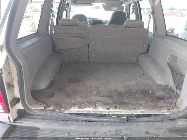 1998 Mercury Mountaineer მანქანა იყიდება აუქციონზე, vin: 4M2ZU52P2WUJ10272, აუქციონის ნომერი: 44814636
