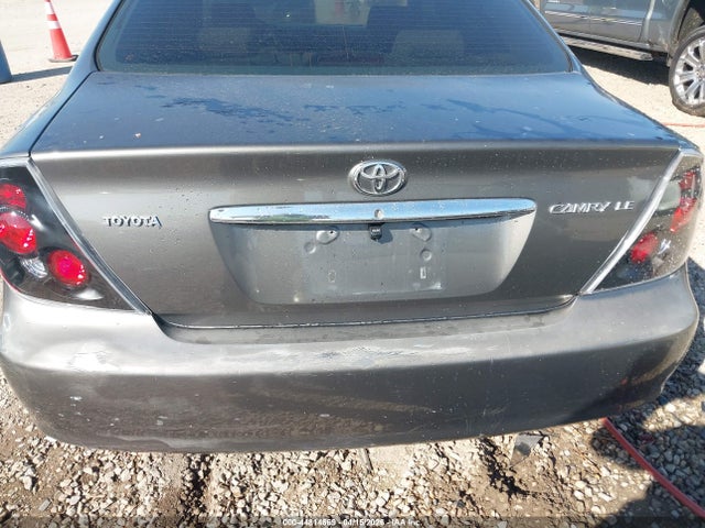 2003 Toyota Camry Le მანქანა იყიდება აუქციონზე, vin: 4T1BE32K83U656563, აუქციონის ნომერი: 44814669