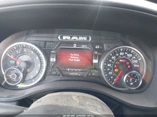 44814695 :رقم المزاد ، 1C6SRFFT3NN401837 vin ، 2022 Ram 1500 Big Horn  4x4 5'7 Box مزاد بيع