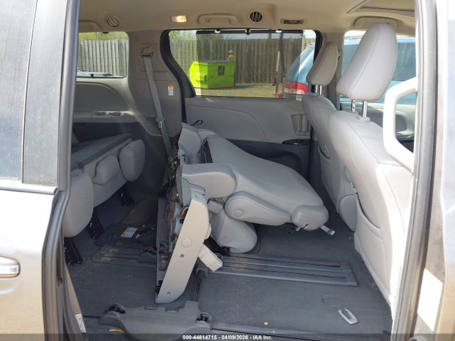 2020 TOYOTA SIENNA 5TDYZ3DCXLS025665 Photo 7