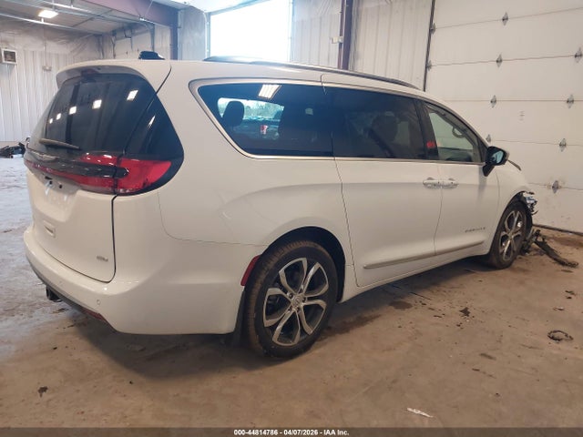 44814786 :رقم المزاد ، 2C4RC3PG6TR166942 vin ، 2026 Chrysler Pacifica Pinnacle Awd مزاد بيع