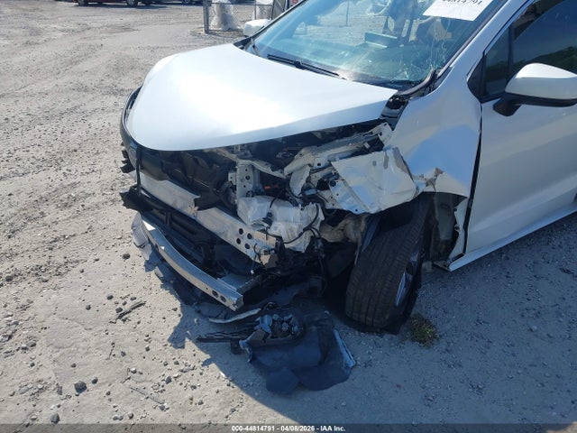 44814791 :رقم المزاد ، 5TDYRKEC0NS106234 vin ، 2022 Toyota Sienna Xle مزاد بيع