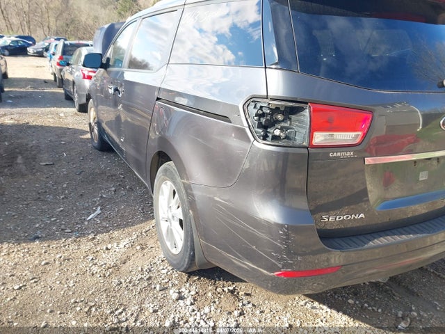 2015 Kia Sedona Lx მანქანა იყიდება აუქციონზე, vin: KNDMB5C16F6041168, აუქციონის ნომერი: 44814815