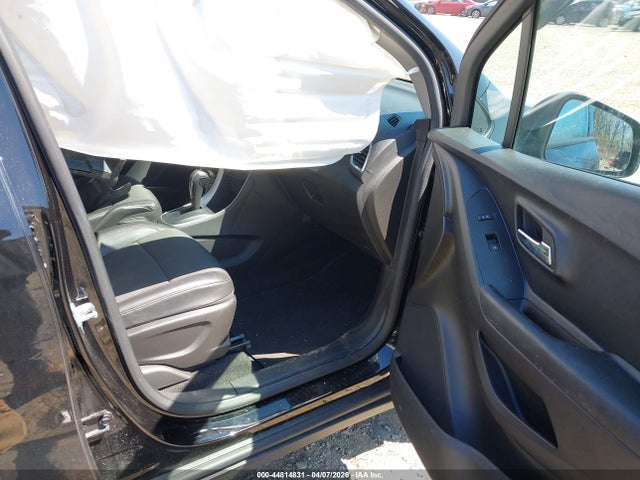 2022 CHEVROLET TRAX KL7CJPSM8NB564698 Photo 4