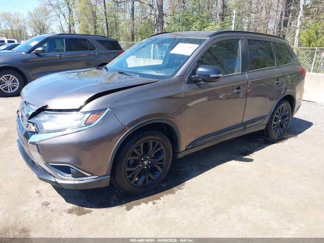 Продаж на аукціоні авто 2018 Mitsubishi Outlander Le, vin: JA4AD3A34JZ018267, номер лоту: 44814880