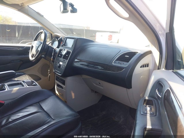 Продаж на аукціоні авто 2015 Chrysler Town & Country Limited Platinum, vin: 2C4RC1GG4FR590564, номер лоту: 44814909