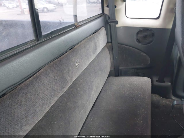 44814913 :رقم المزاد ، 1B7GL22N11S273674 vin ، 2001 Dodge Dakota Slt/sport مزاد بيع