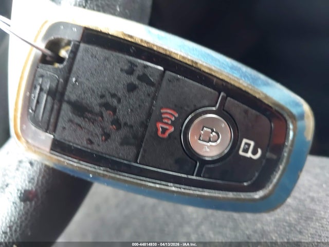 2020 Ford Escape Se მანქანა იყიდება აუქციონზე, vin: 1FMCU9G69LUB77039, აუქციონის ნომერი: 44814930