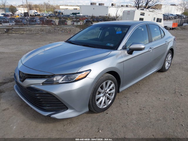 4T1B11HKXKU822684 Toyota CAMRY LE