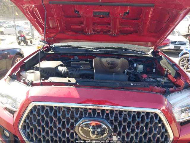 3TMCZ5AN8JM141052 Toyota Tacoma