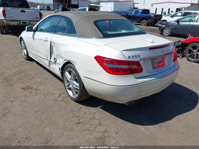 Продажа на аукционе авто 2013 Mercedes-benz E 350, vin: WDDKK5KF6DF203307, номер лота: 44815002