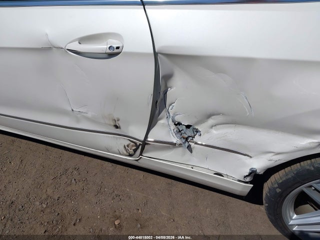 Продажа на аукционе авто 2013 Mercedes-benz E 350, vin: WDDKK5KF6DF203307, номер лота: 44815002
