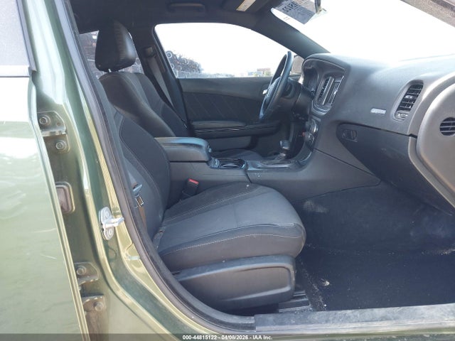 2C3CDXBGXNH202100 Dodge Charger Sxt Rwd