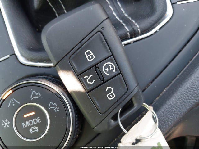2022 Volkswagen Taos 1.5t Se მანქანა იყიდება აუქციონზე, vin: 3VVYX7B24NM090524, აუქციონის ნომერი: 44815136