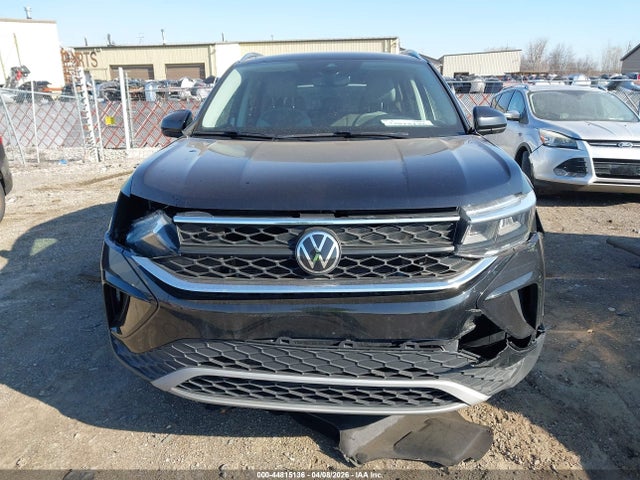 2022 Volkswagen Taos 1.5t Se მანქანა იყიდება აუქციონზე, vin: 3VVYX7B24NM090524, აუქციონის ნომერი: 44815136