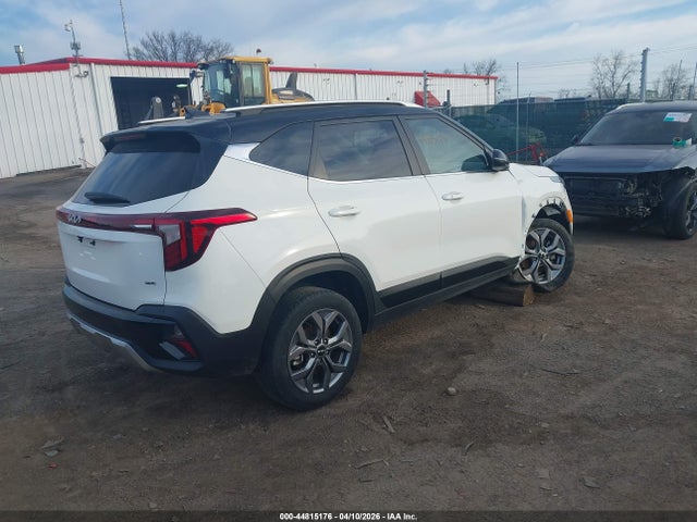 Продажа на аукционе авто 2024 Kia Seltos S, vin: KNDEUCAA7R7637474, номер лота: 44815176