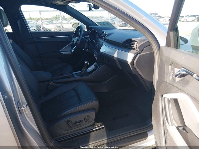 44815180 :رقم المزاد ، WA1AUCF35M1134881 vin ، 2021 Audi Q3 Premium 40 Tfsi Quattro Tiptronic مزاد بيع