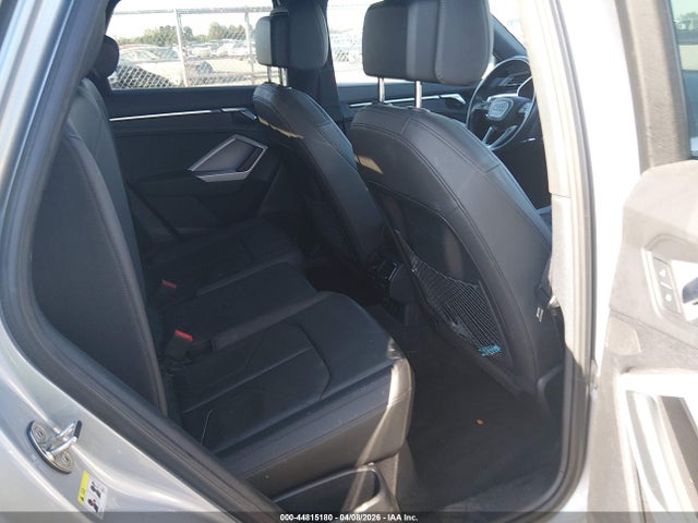 44815180 :رقم المزاد ، WA1AUCF35M1134881 vin ، 2021 Audi Q3 Premium 40 Tfsi Quattro Tiptronic مزاد بيع