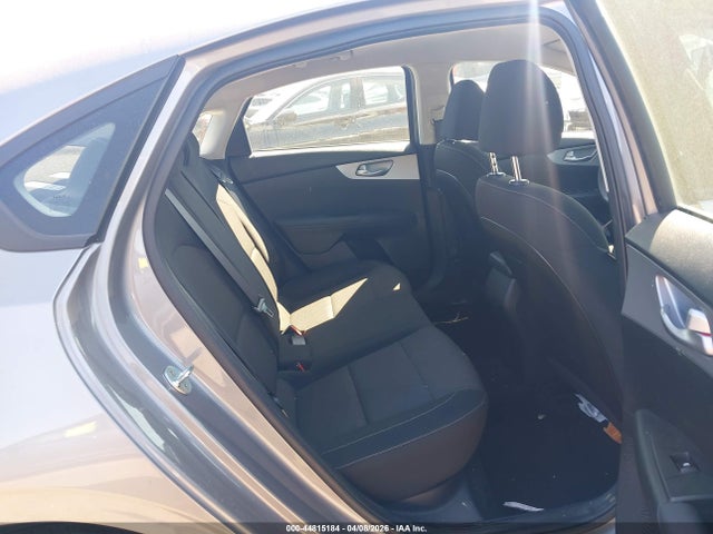 Продажа на аукционе авто 2023 Kia Forte Lxs, vin: 3KPF24AD5PE571806, номер лота: 44815184