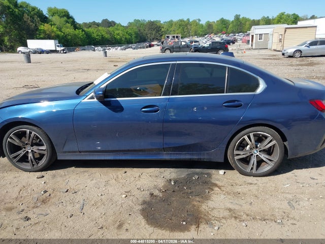 44815200 :رقم المزاد ، 3MW5R7J07N8C50476 vin ، 2022 Bmw 330i Xdrive مزاد بيع