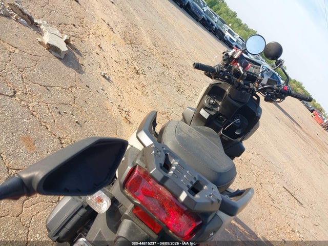 Yamaha YW125 2025 RKRSEH9Y8SA007897 Image 3