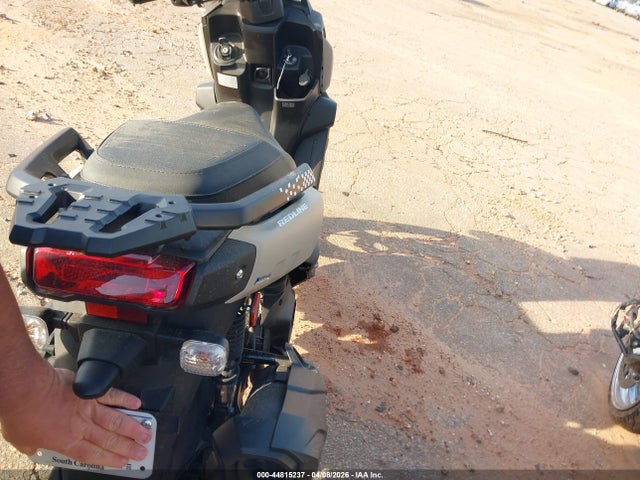 Yamaha YW125 2025 RKRSEH9Y8SA007897 Image 4