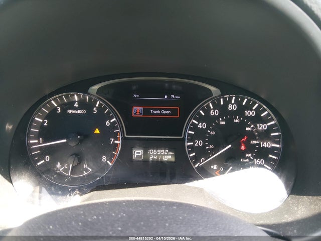 2015 Nissan Altima 2.5/2.5 S/2.5 Sl/2.5 Sv მანქანა იყიდება აუქციონზე, vin: 1N4AL3AP1FN379889, აუქციონის ნომერი: 44815292