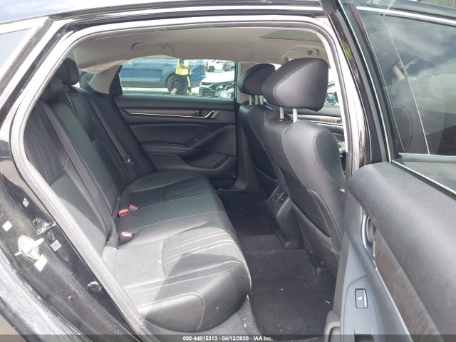 Продажа на аукционе авто 2019 Honda Accord Touring 2.0t, vin: 1HGCV2F97KA017019, номер лота: 44815313