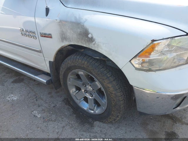 44815326 :رقم المزاد ، 1C6RR7LT5FS536992 vin ، 2015 Ram 1500 Slt مزاد بيع