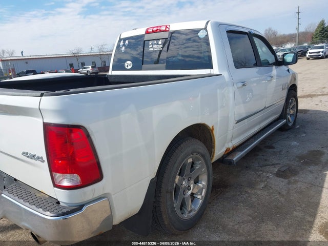 44815326 :رقم المزاد ، 1C6RR7LT5FS536992 vin ، 2015 Ram 1500 Slt مزاد بيع