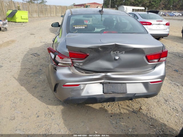44815361 :رقم المزاد ، 3KPA24AD1NE487103 vin ، 2022 Kia Rio S مزاد بيع