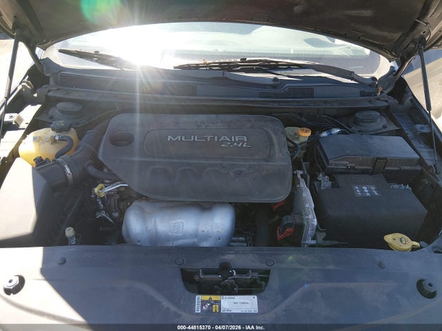 44815370 :رقم المزاد ، 1C3CCCAB1GN145586 vin ، 2016 Chrysler 200 Limited مزاد بيع