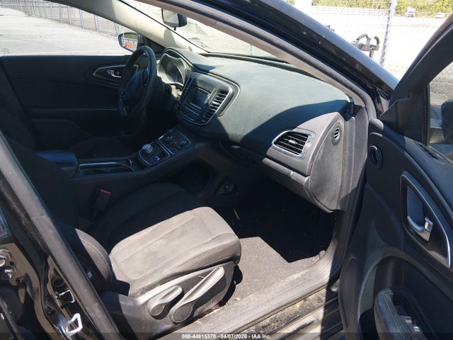 44815370 :رقم المزاد ، 1C3CCCAB1GN145586 vin ، 2016 Chrysler 200 Limited مزاد بيع