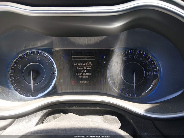 44815370 :رقم المزاد ، 1C3CCCAB1GN145586 vin ، 2016 Chrysler 200 Limited مزاد بيع