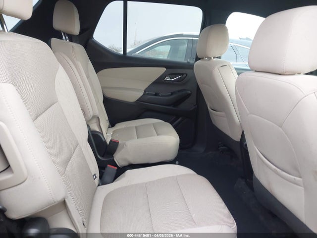 44815481 :رقم المزاد ، 1GNEVGKW2NJ182553 vin ، 2022 Chevrolet Traverse Awd Lt Cloth مزاد بيع