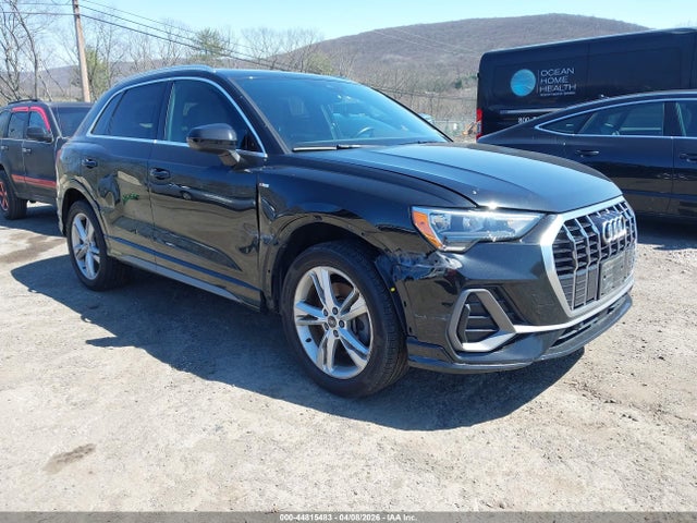 2021 Audi Q3 Premium 45 Tfsi S Line Quattro Tiptronic მანქანა იყიდება აუქციონზე, vin: WA1DECF3XM1108500, აუქციონის ნომერი: 44815483