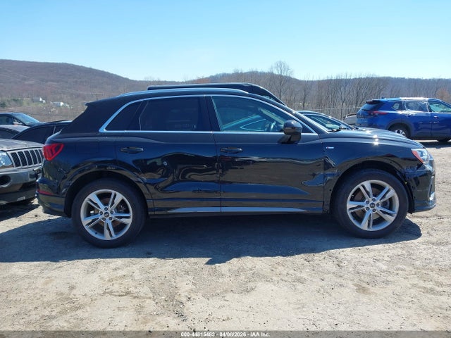 2021 Audi Q3 Premium 45 Tfsi S Line Quattro Tiptronic მანქანა იყიდება აუქციონზე, vin: WA1DECF3XM1108500, აუქციონის ნომერი: 44815483